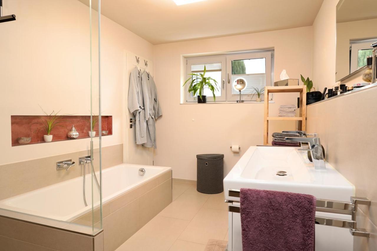 Design Apartment In Eppelheim Eksteriør billede